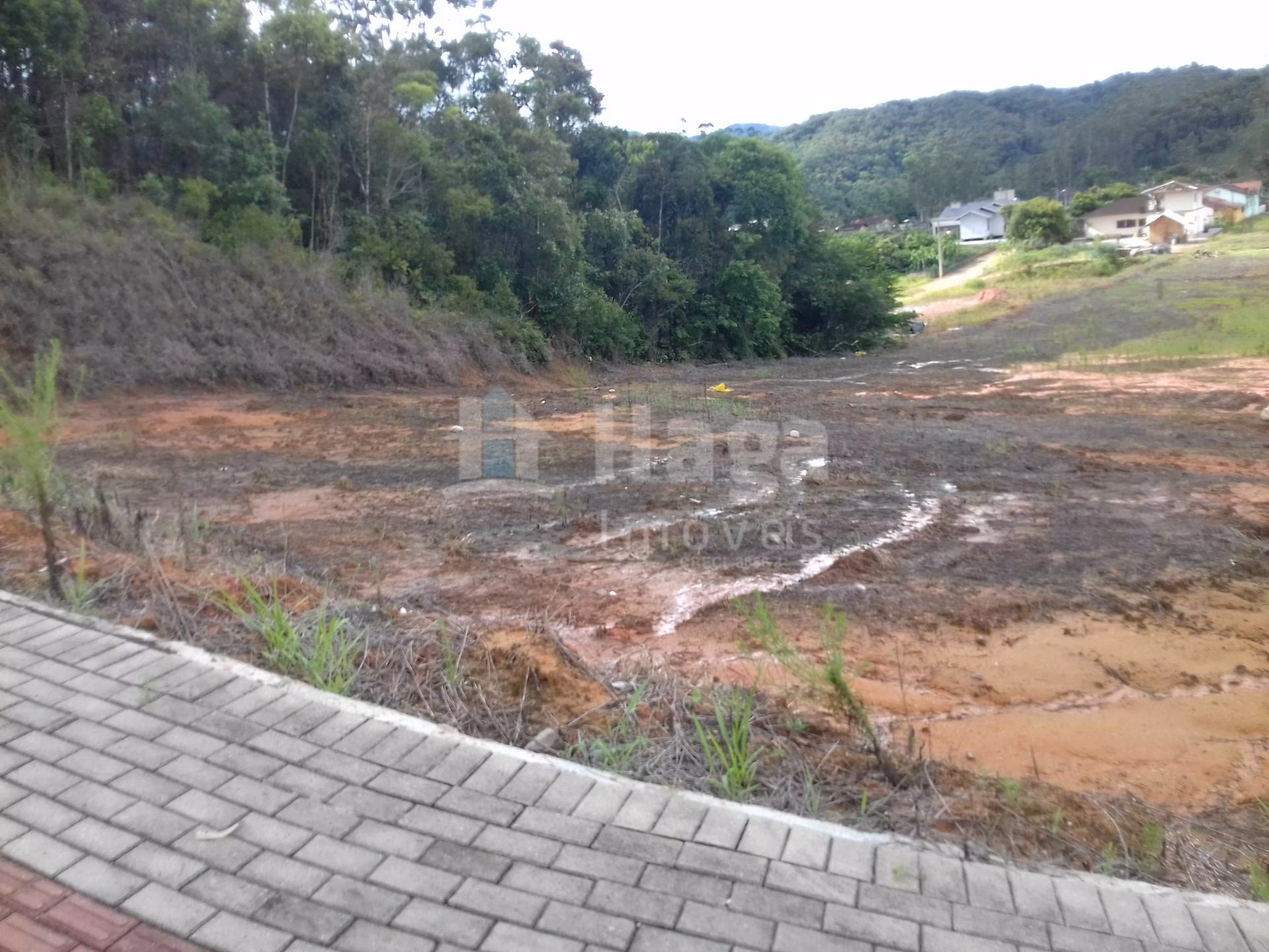 Terreno de 314 m² em Guabiruba, SC