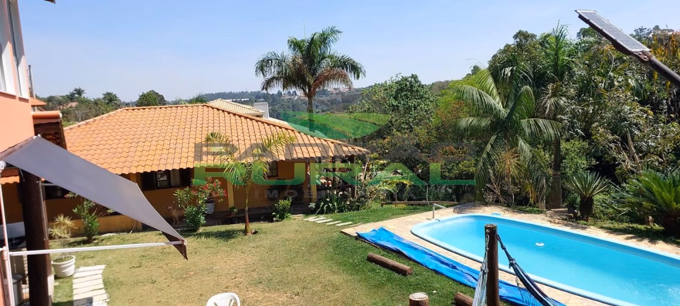 Chácara de 1.300 m² em Mairinque, SP
