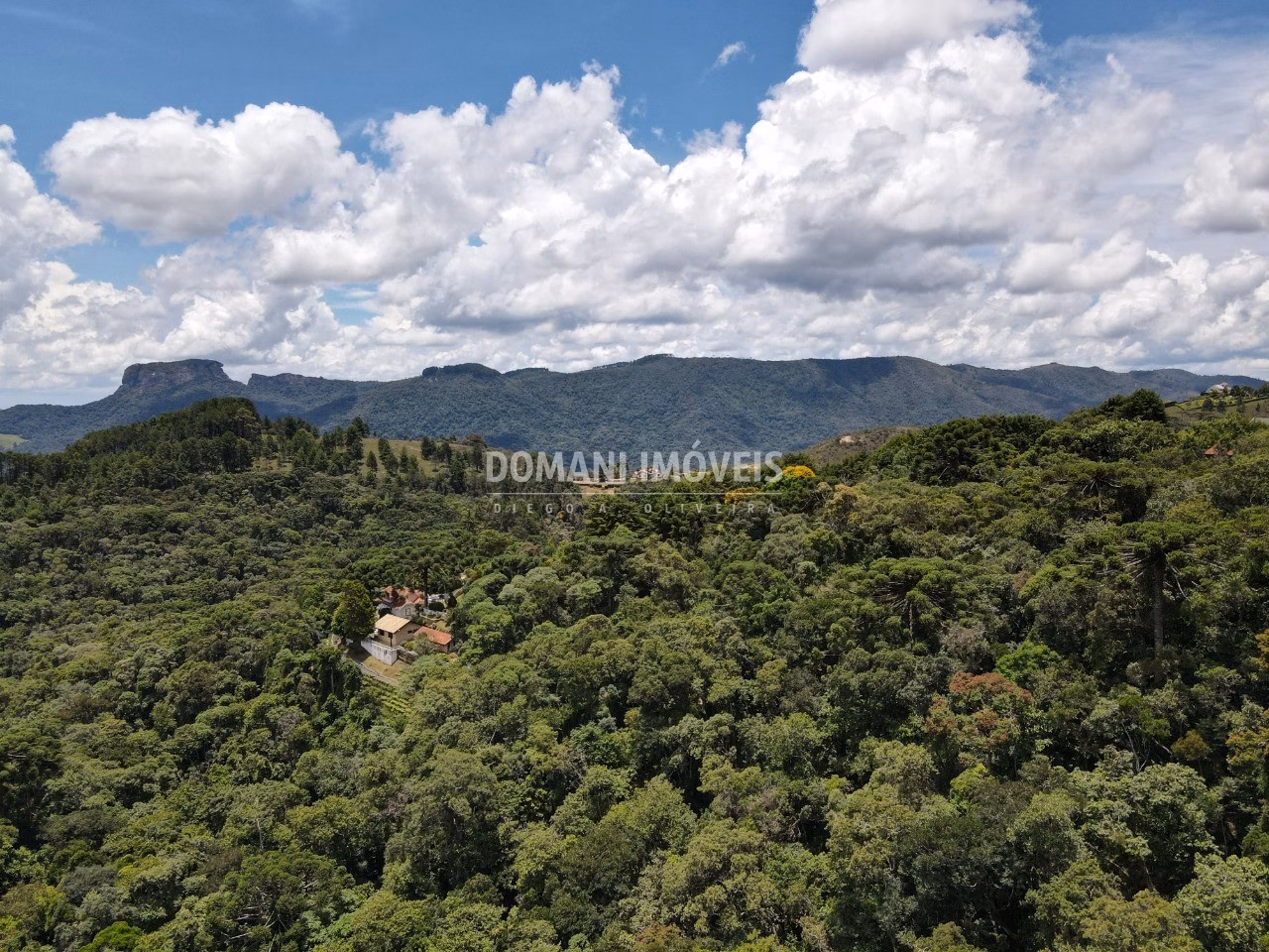 Plot of 2,250 m² in Campos do Jordão, SP, Brazil