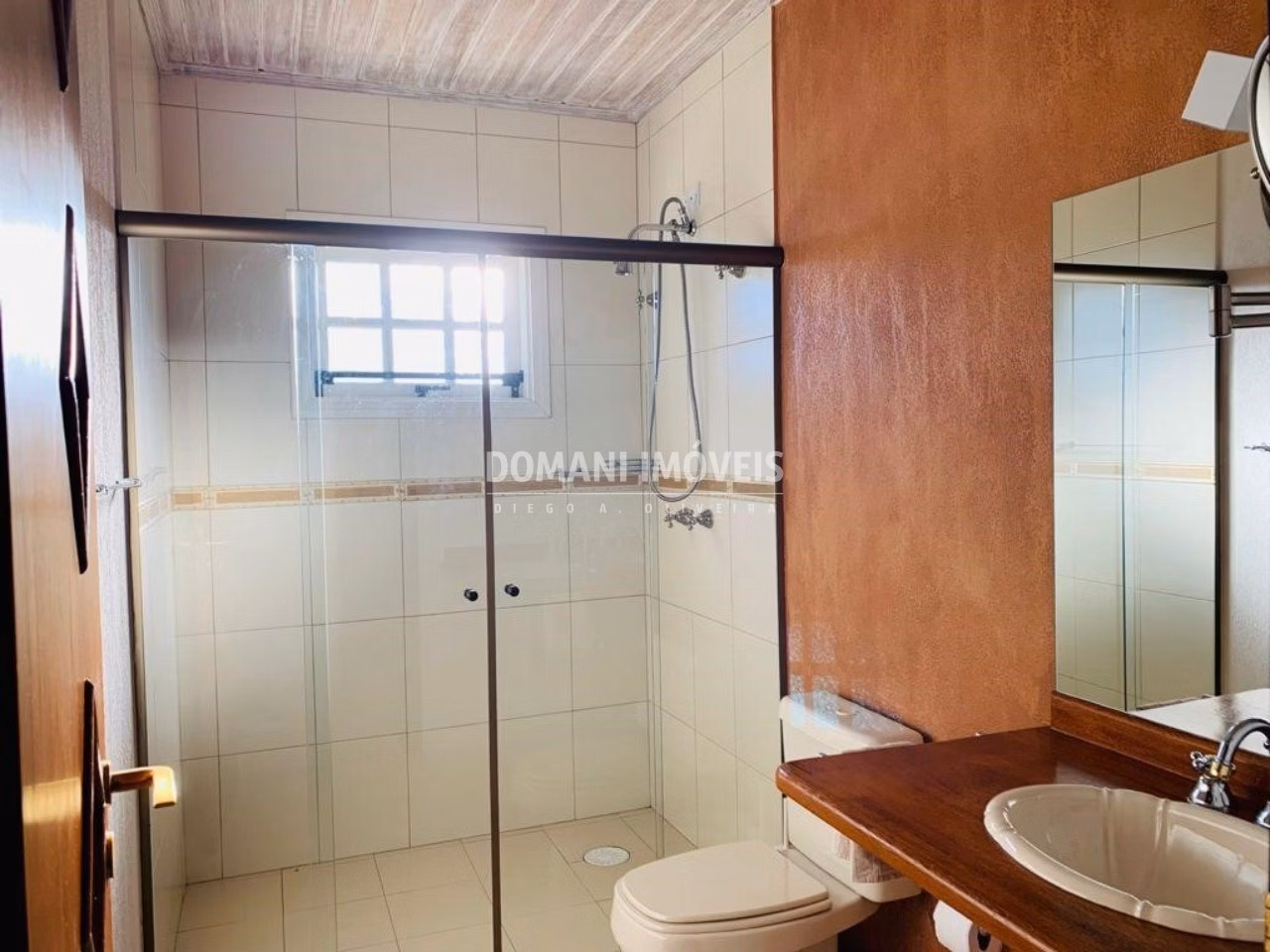 Casa de 1.030 m² em Campos do Jordão, SP