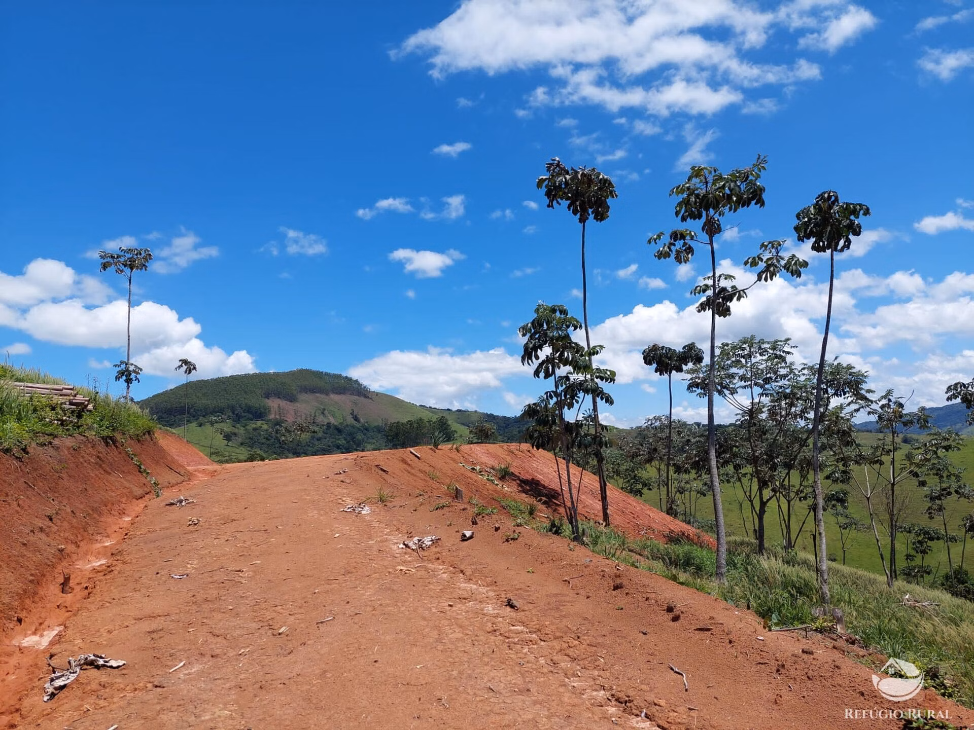 Terreno de 3 ha em Monteiro Lobato, SP