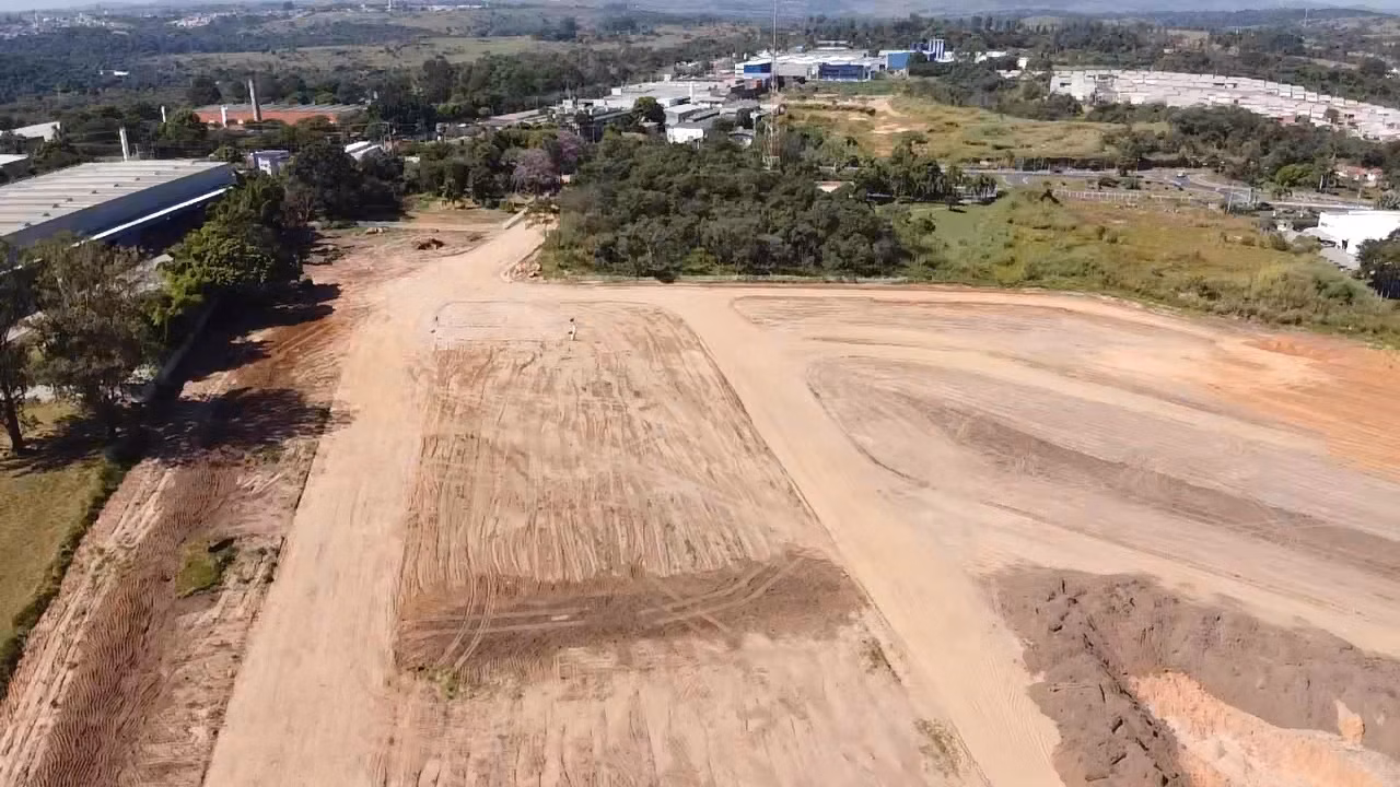 Terreno de 180 m² em Salto, SP
