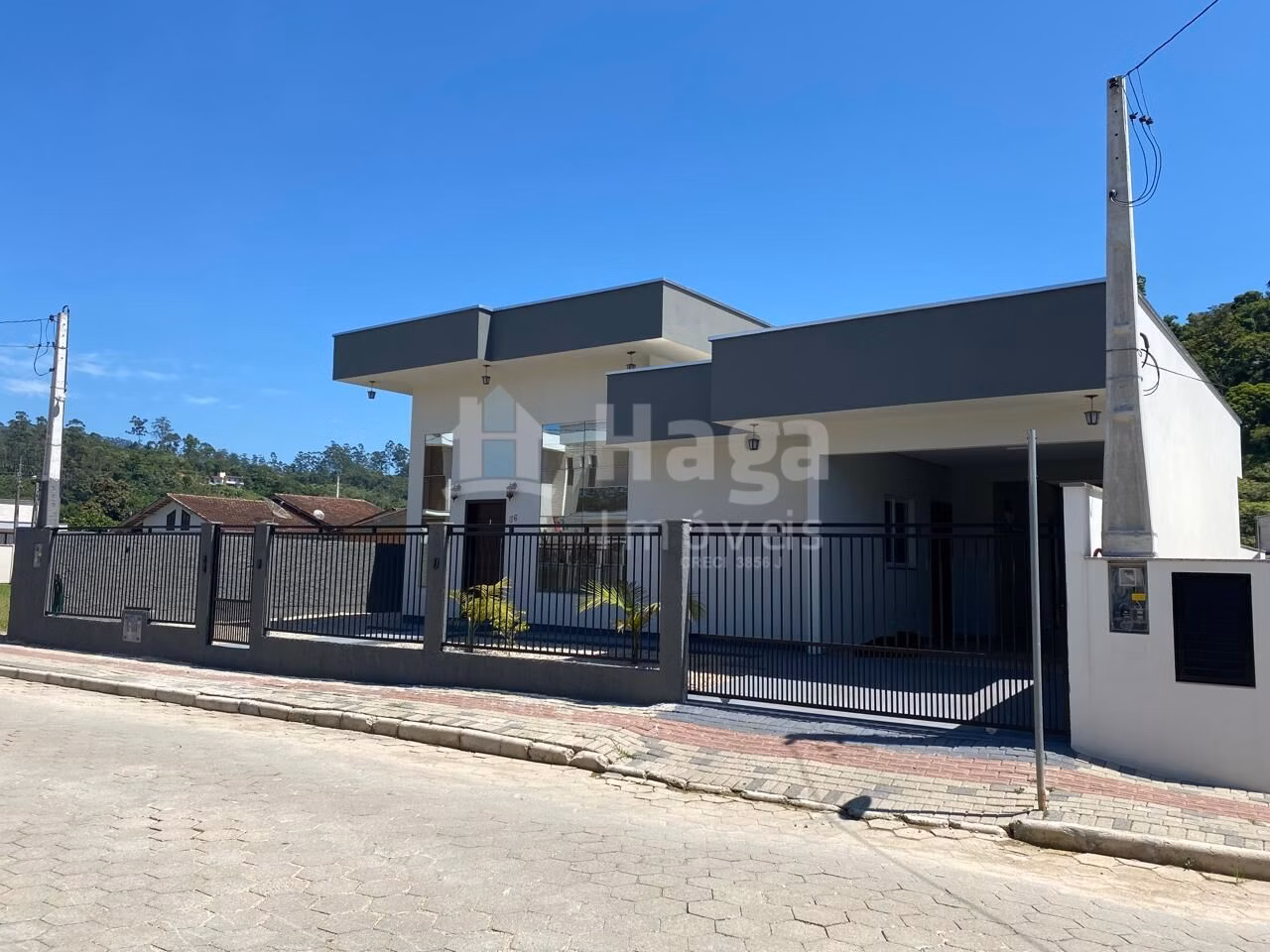 Casa de 304 m² em Guabiruba, SC