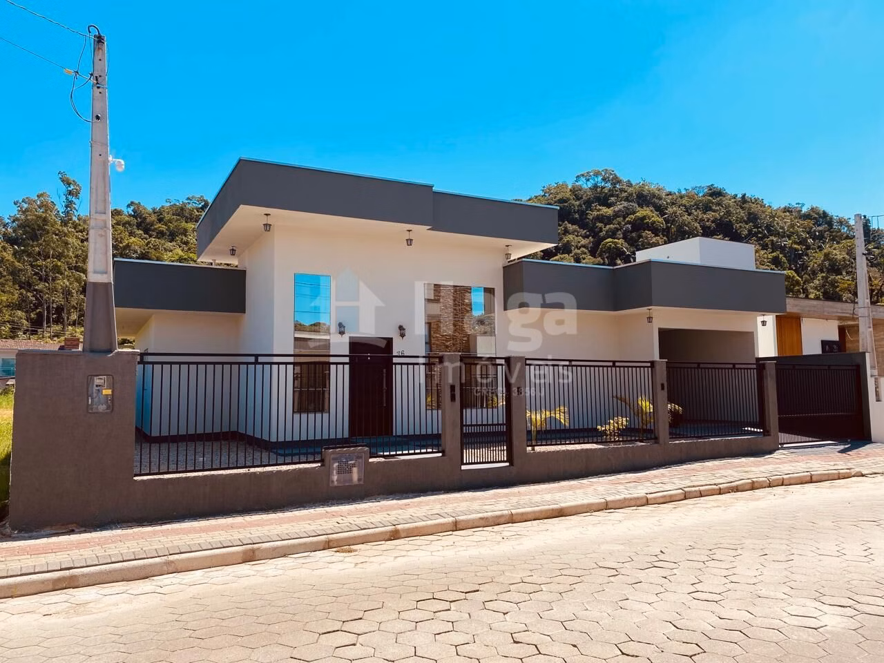 Casa de 304 m² em Guabiruba, SC