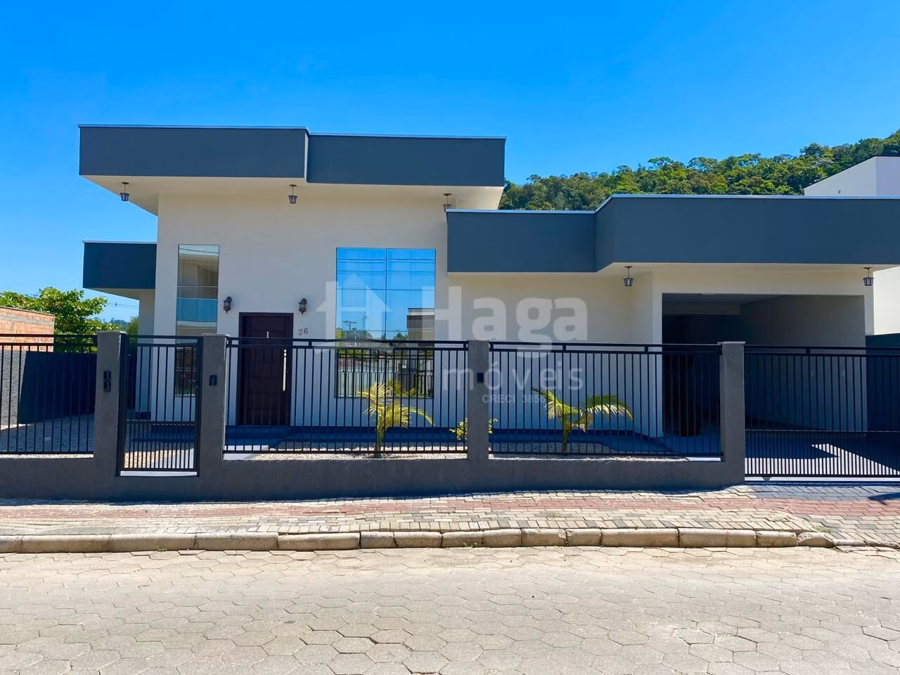 Casa de 304 m² em Guabiruba, SC