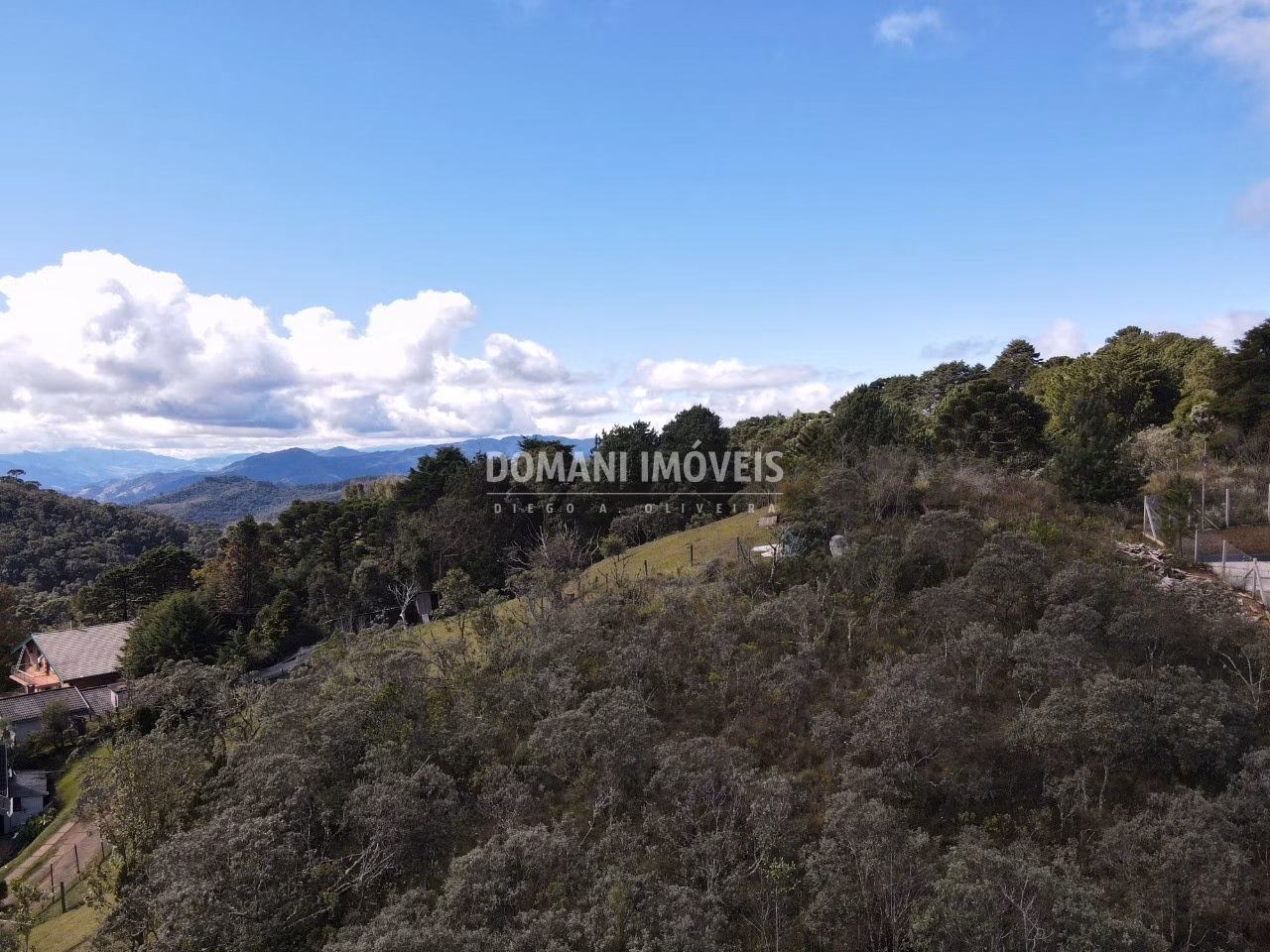 Terreno de 1.250 m² em Campos do Jordão, SP
