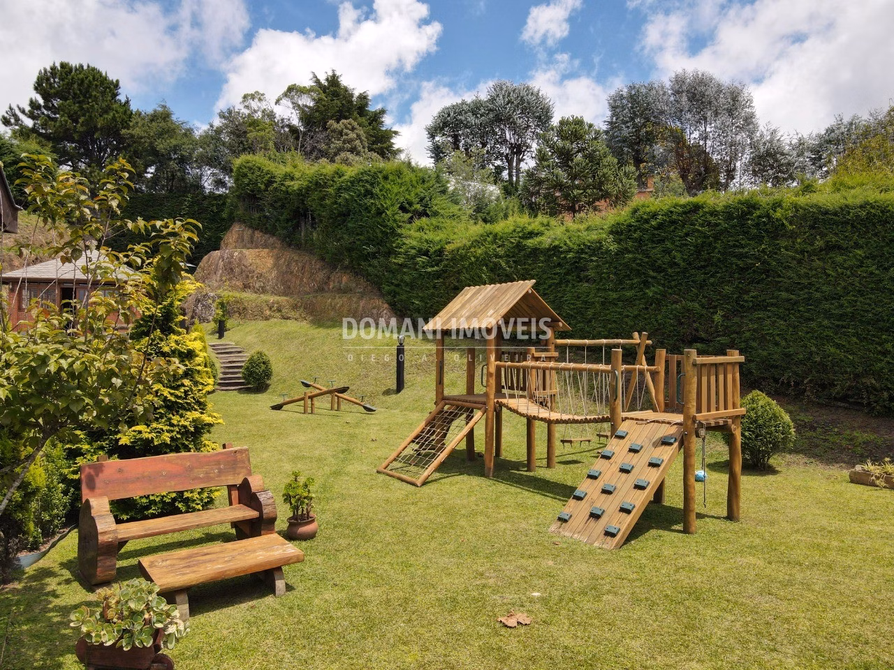 House of 1,390 m² in Campos do Jordão, SP, Brazil