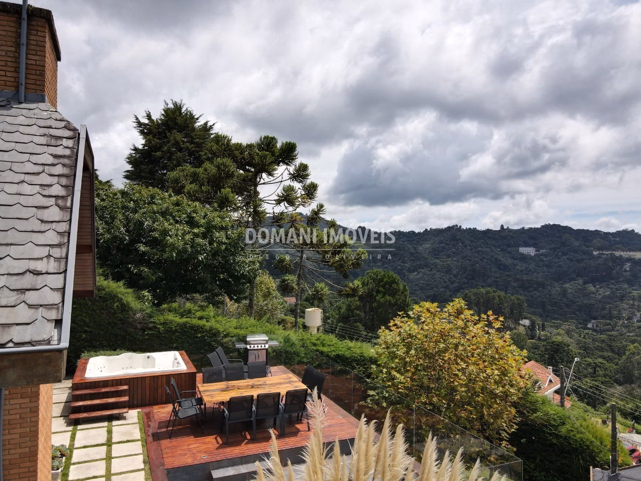 House of 1,390 m² in Campos do Jordão, SP, Brazil