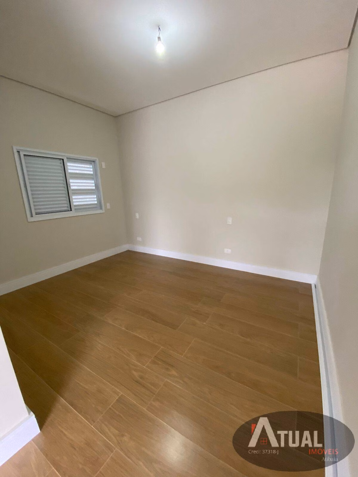 Casa de 600 m² em Mairiporã, SP