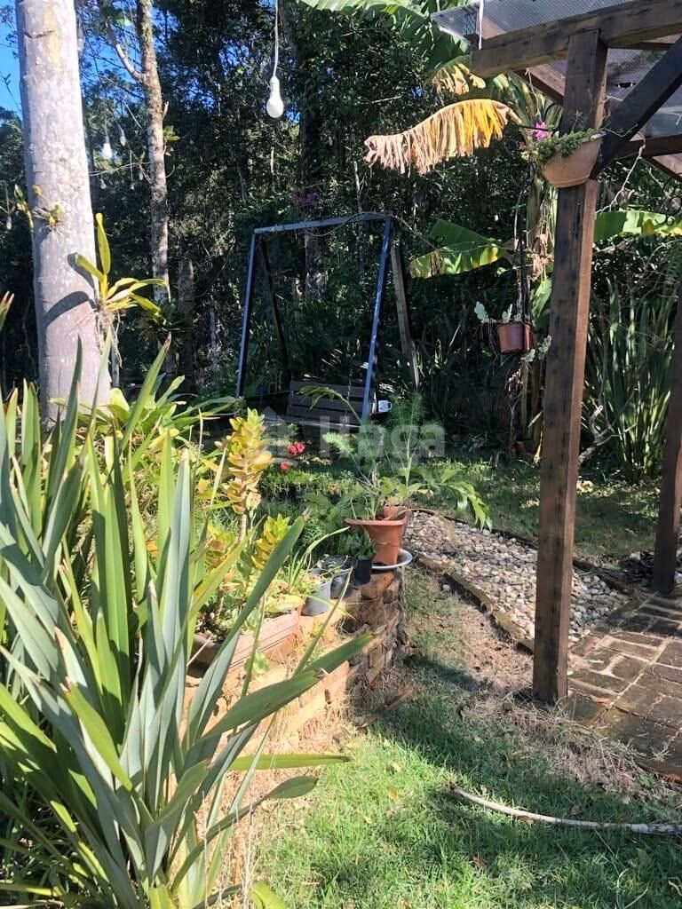 Chácara de 2.700 m² em Porto Belo, SC