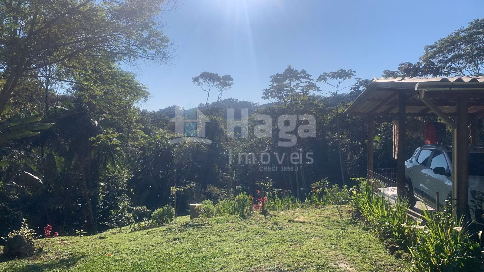 Chácara de 3.300 m² em Águas Mornas, SC
