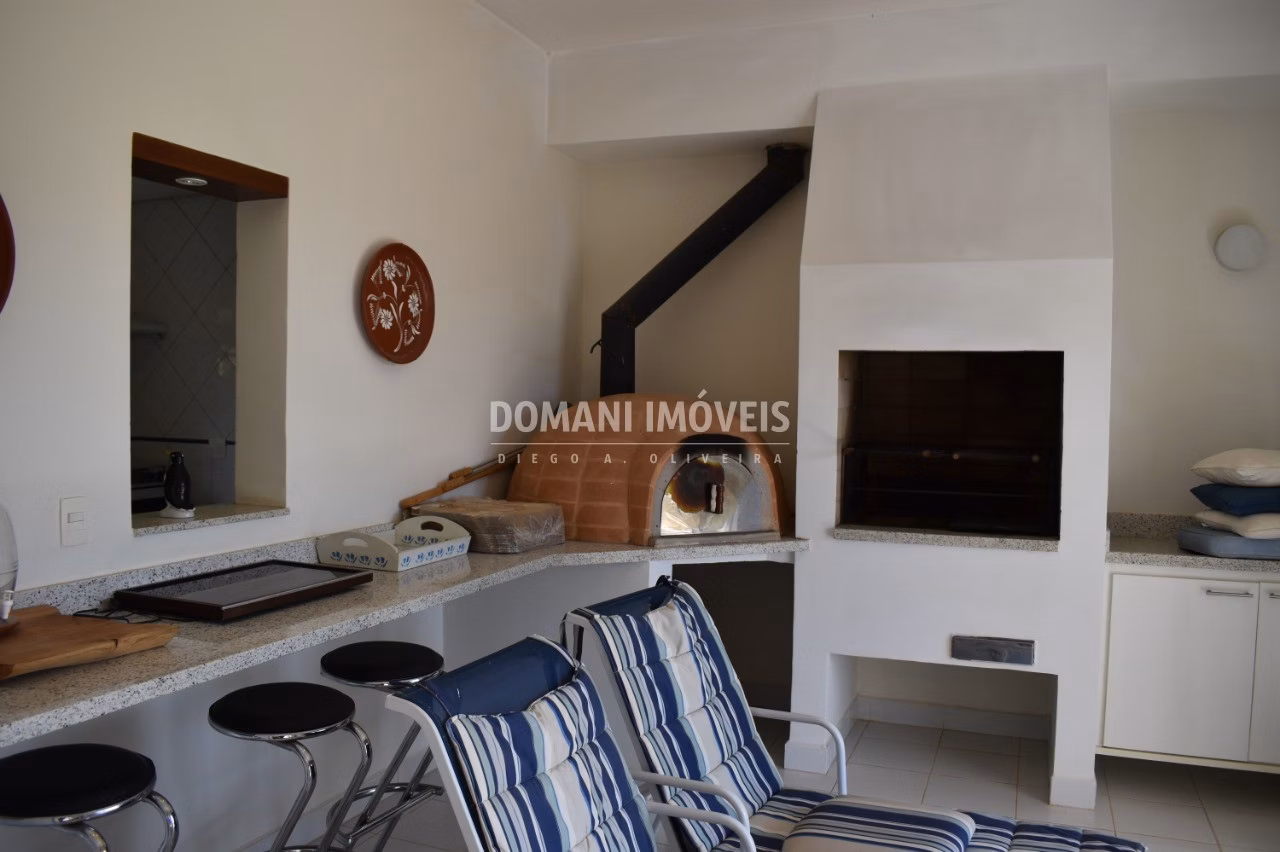 Casa de 5.300 m² em Campos do Jordão, SP