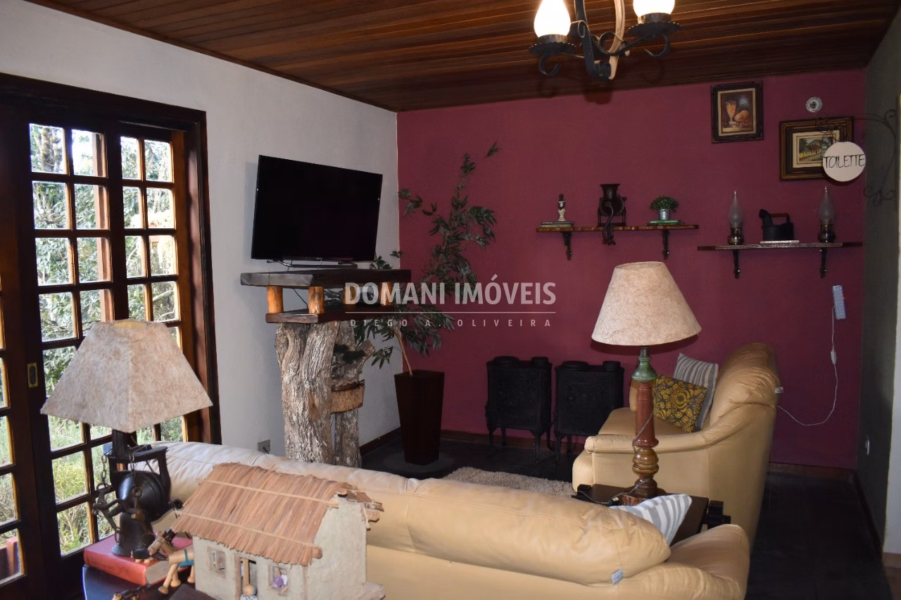 Lodging of 1,050 m² in Campos do Jordão, SP, Brazil