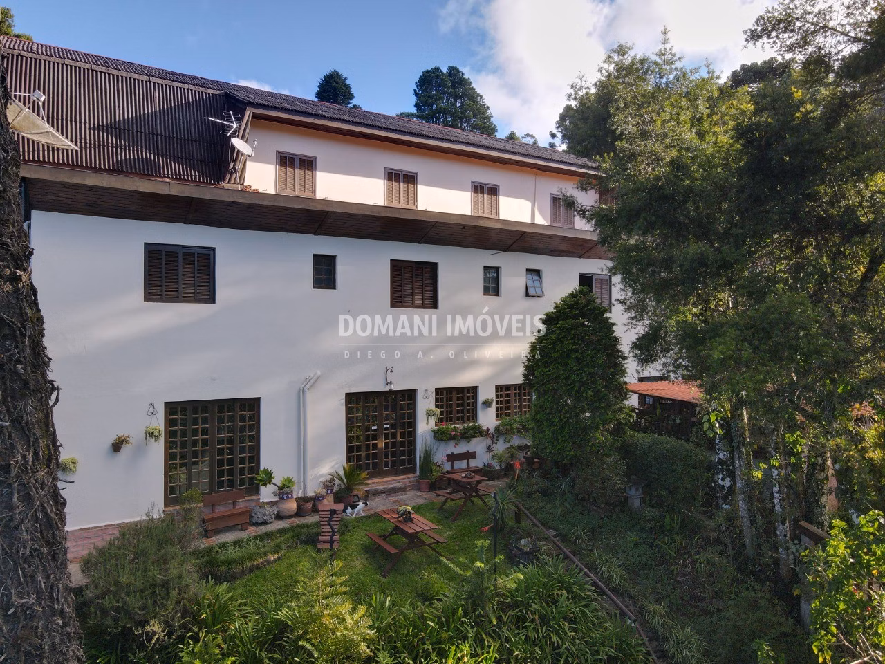 Lodging of 1,050 m² in Campos do Jordão, SP, Brazil