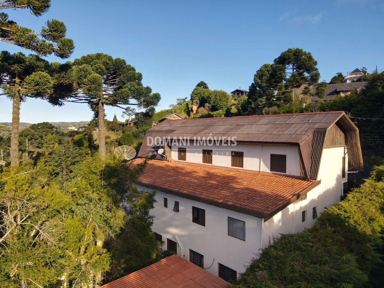 Lodging of 1,050 m² in Campos do Jordão, SP, Brazil
