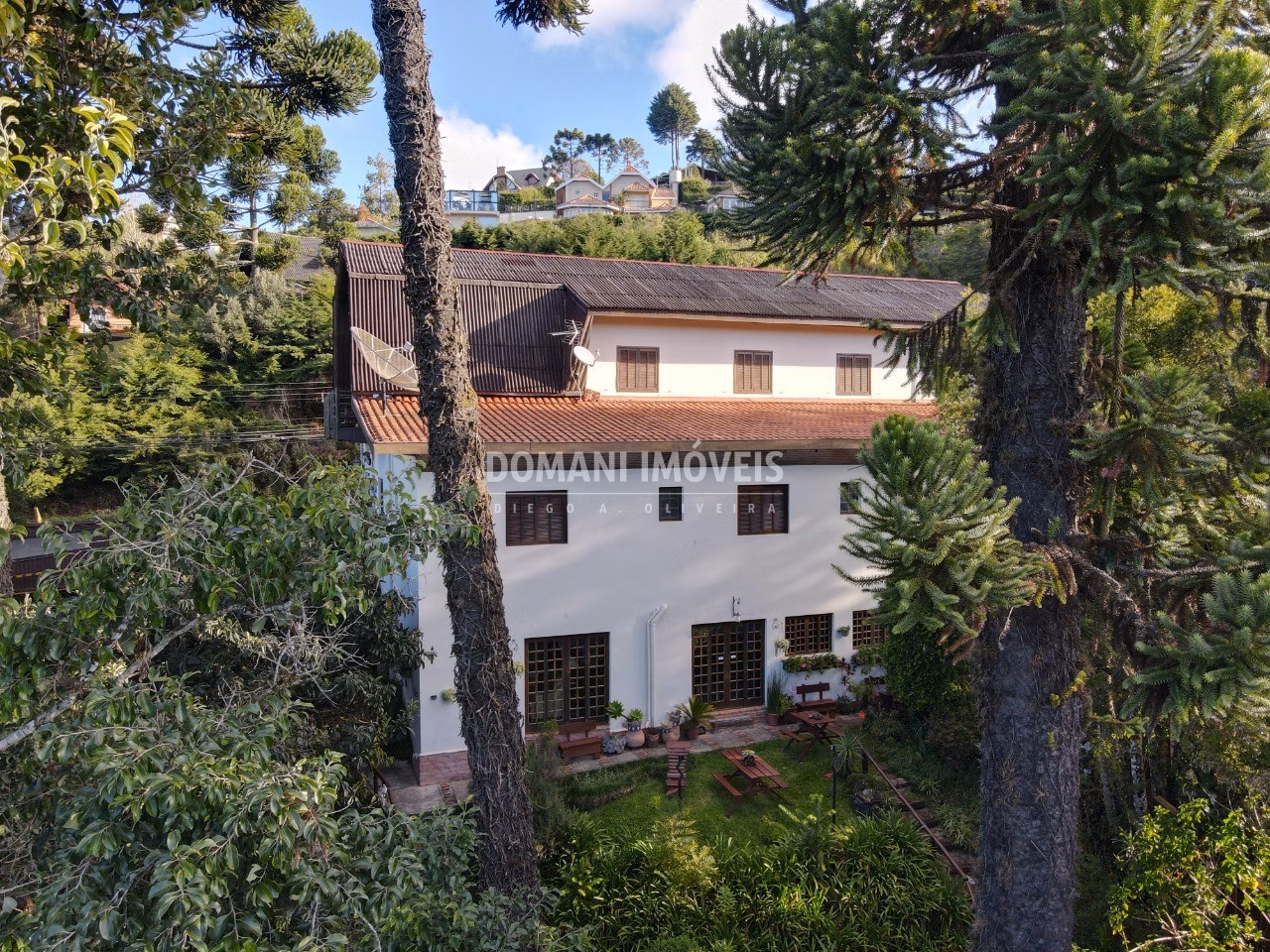 Lodging of 1,050 m² in Campos do Jordão, SP, Brazil