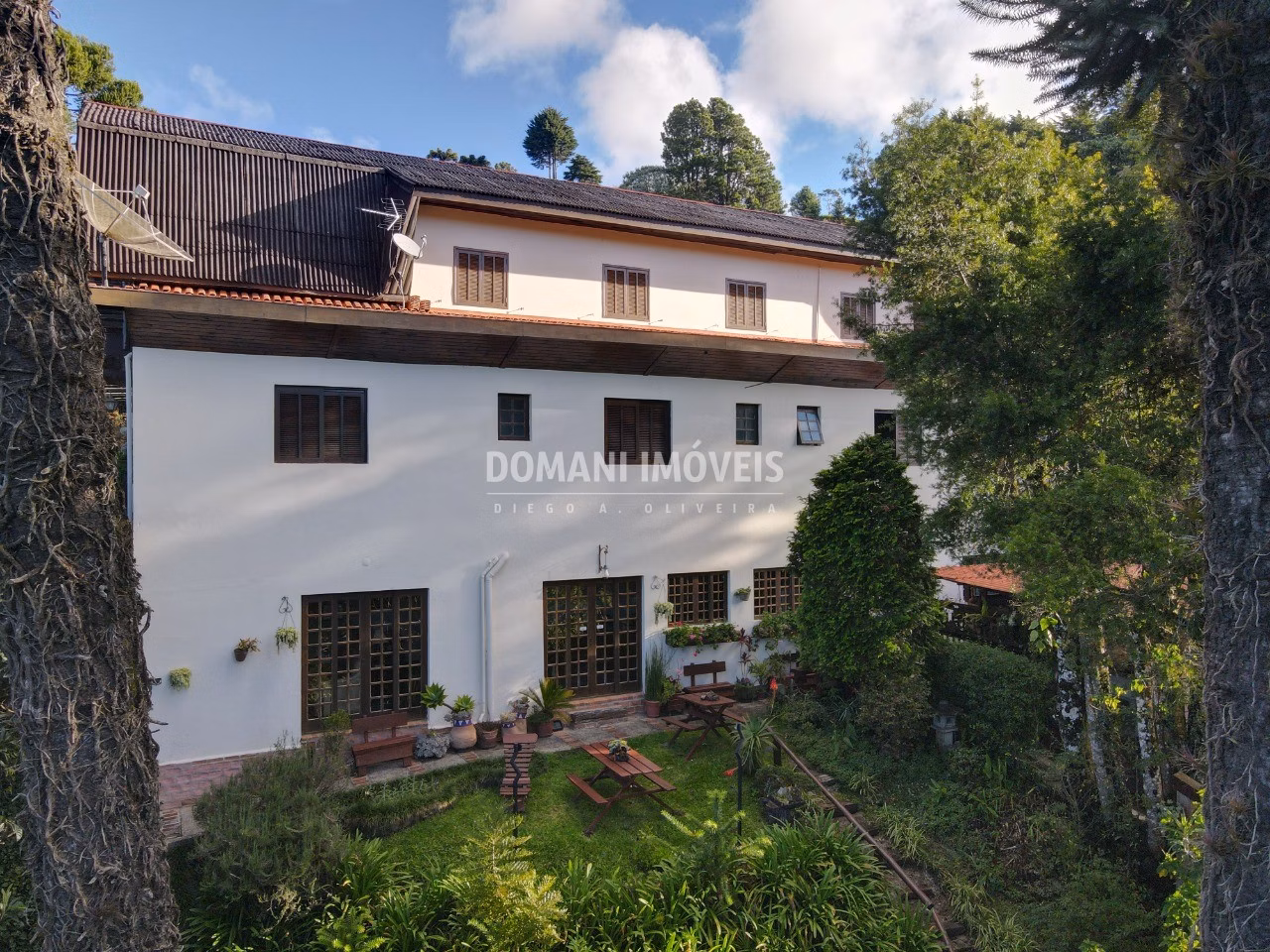 Lodging of 1,050 m² in Campos do Jordão, SP, Brazil