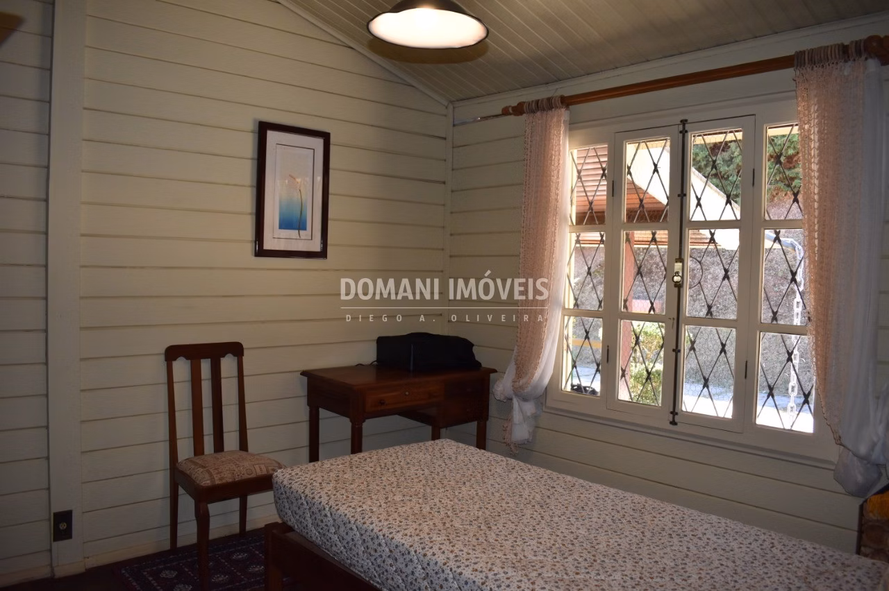 Casa de 1.580 m² em Campos do Jordão, SP
