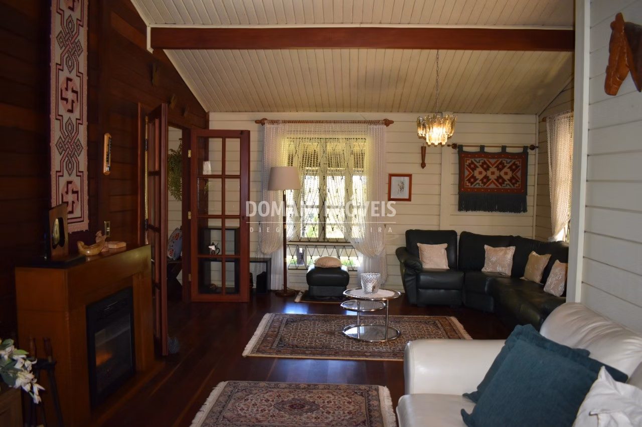 House of 1,580 m² in Campos do Jordão, SP, Brazil