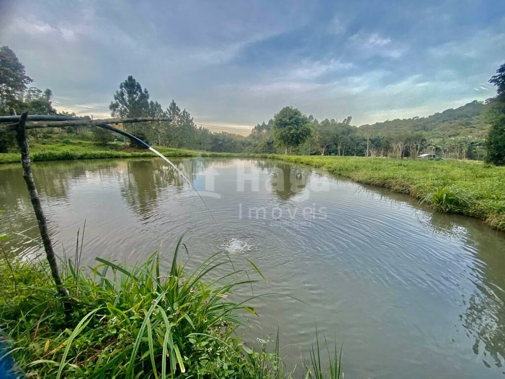 Fazenda de 3.500 m² em Nova Trento, SC