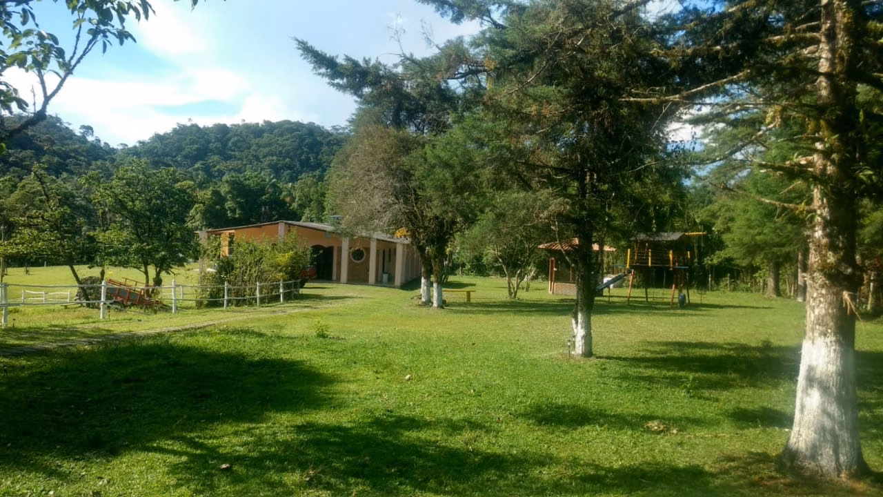 Sítio de 2 ha em Paraibuna, SP