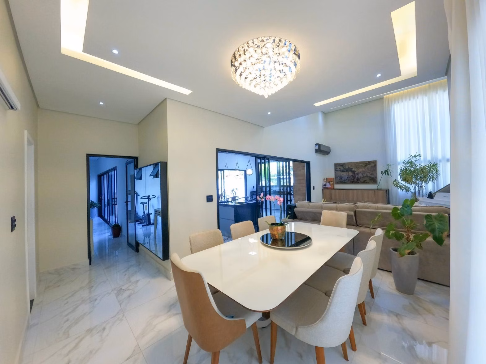 Casa de 349 m² em Monte Mor, SP
