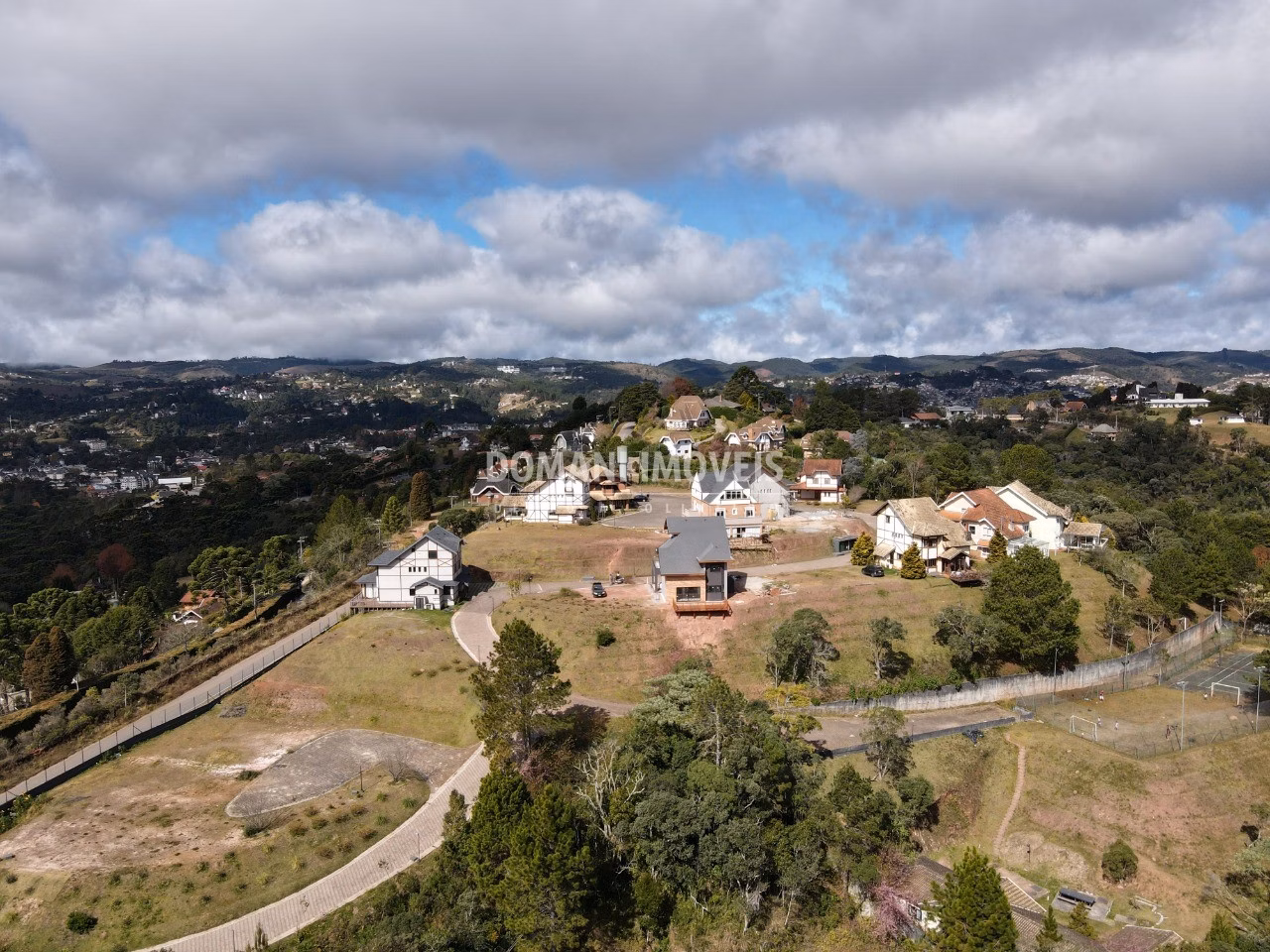 Plot of 350 m² in Campos do Jordão, SP, Brazil