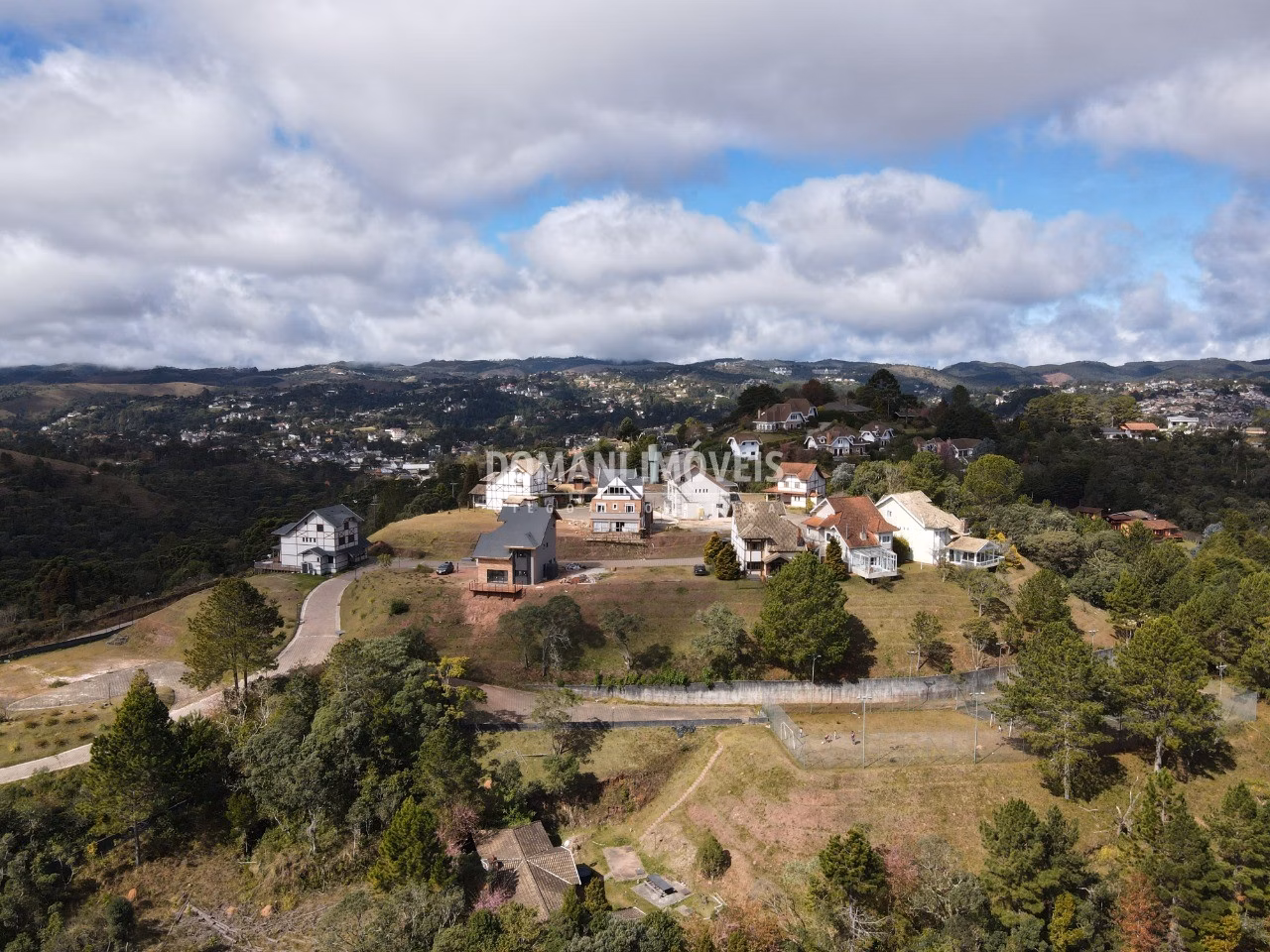 Plot of 350 m² in Campos do Jordão, SP, Brazil