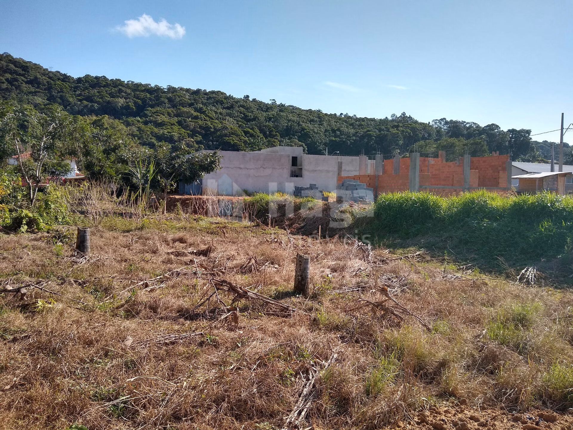 Terreno de 1.477 m² em Gaspar, SC