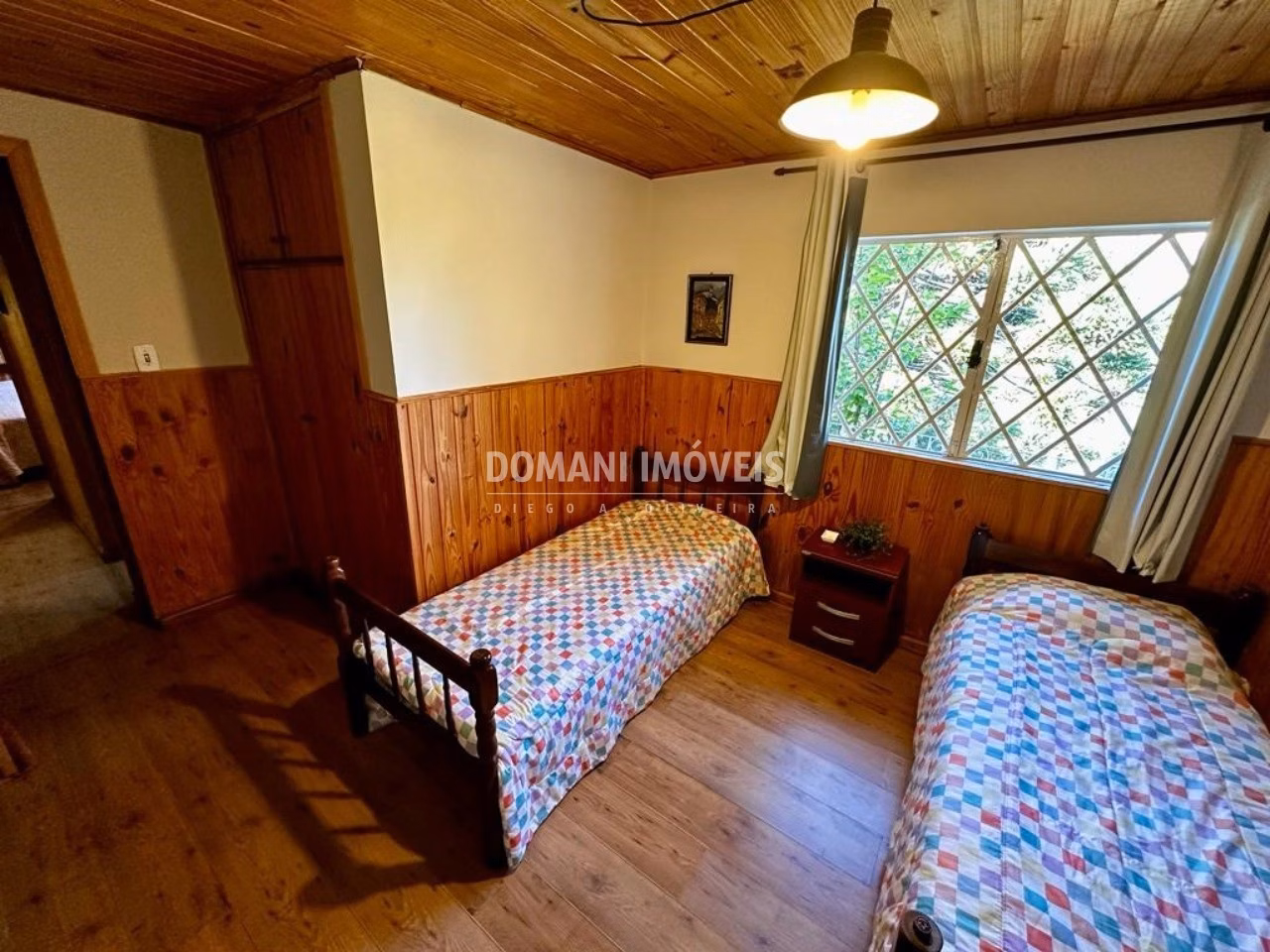 Casa de 1.245 m² em Campos do Jordão, SP