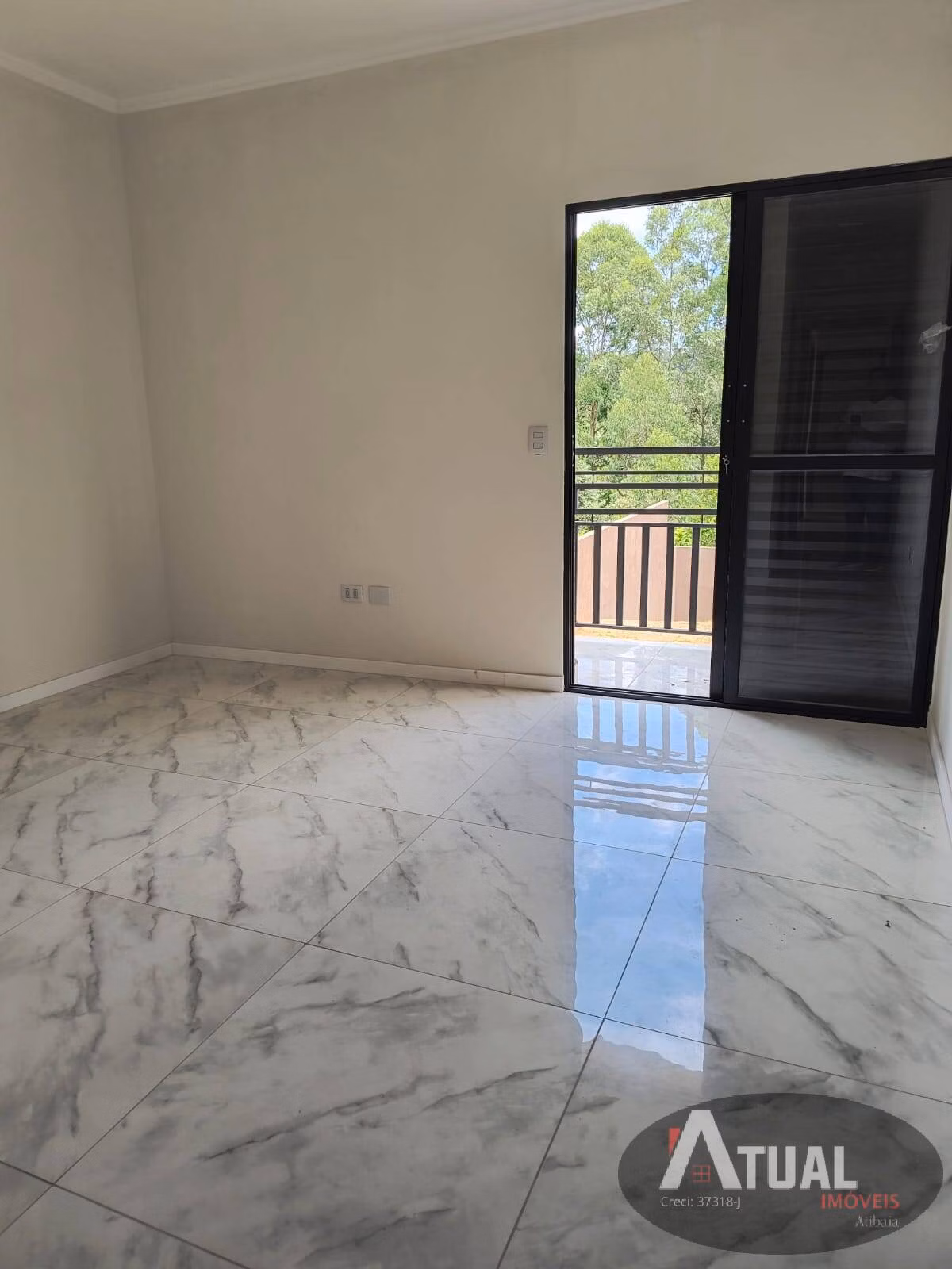 Casa de 500 m² em Mairiporã, SP