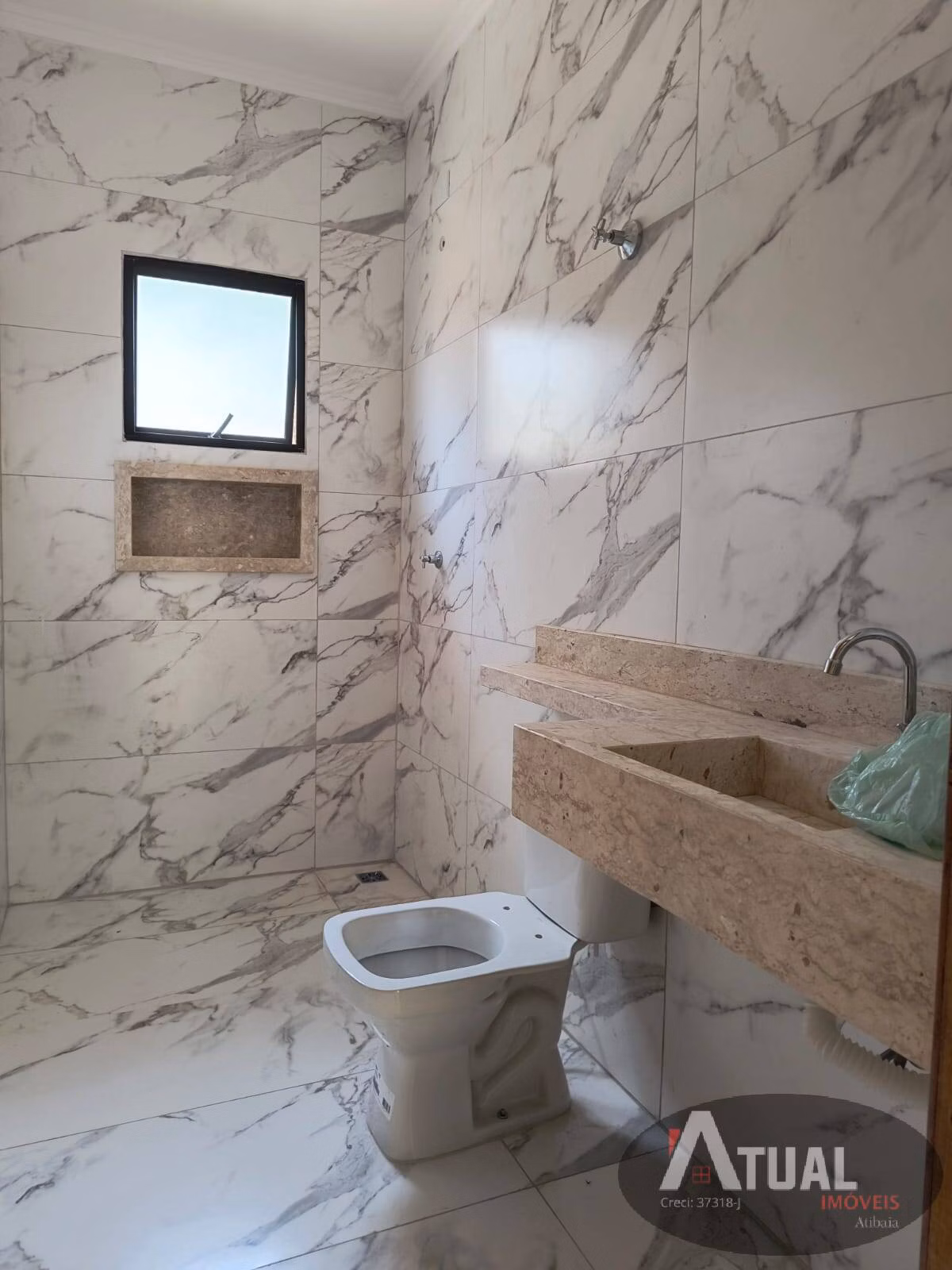 Casa de 500 m² em Mairiporã, SP