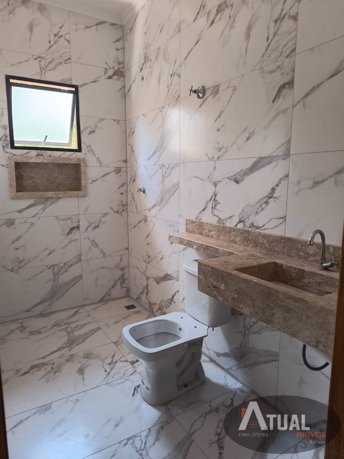 Casa de 500 m² em Mairiporã, SP