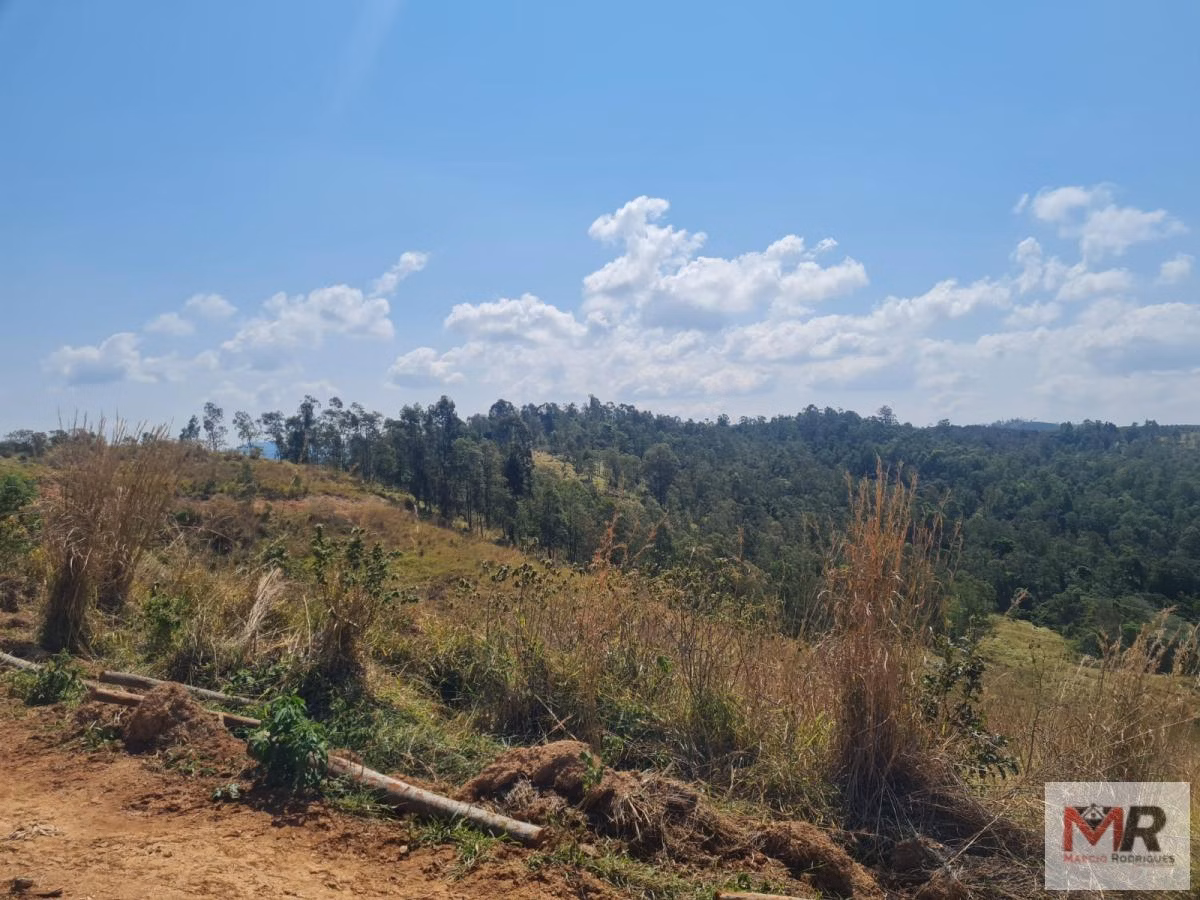 Fazenda de 417 ha em Jacutinga, MG