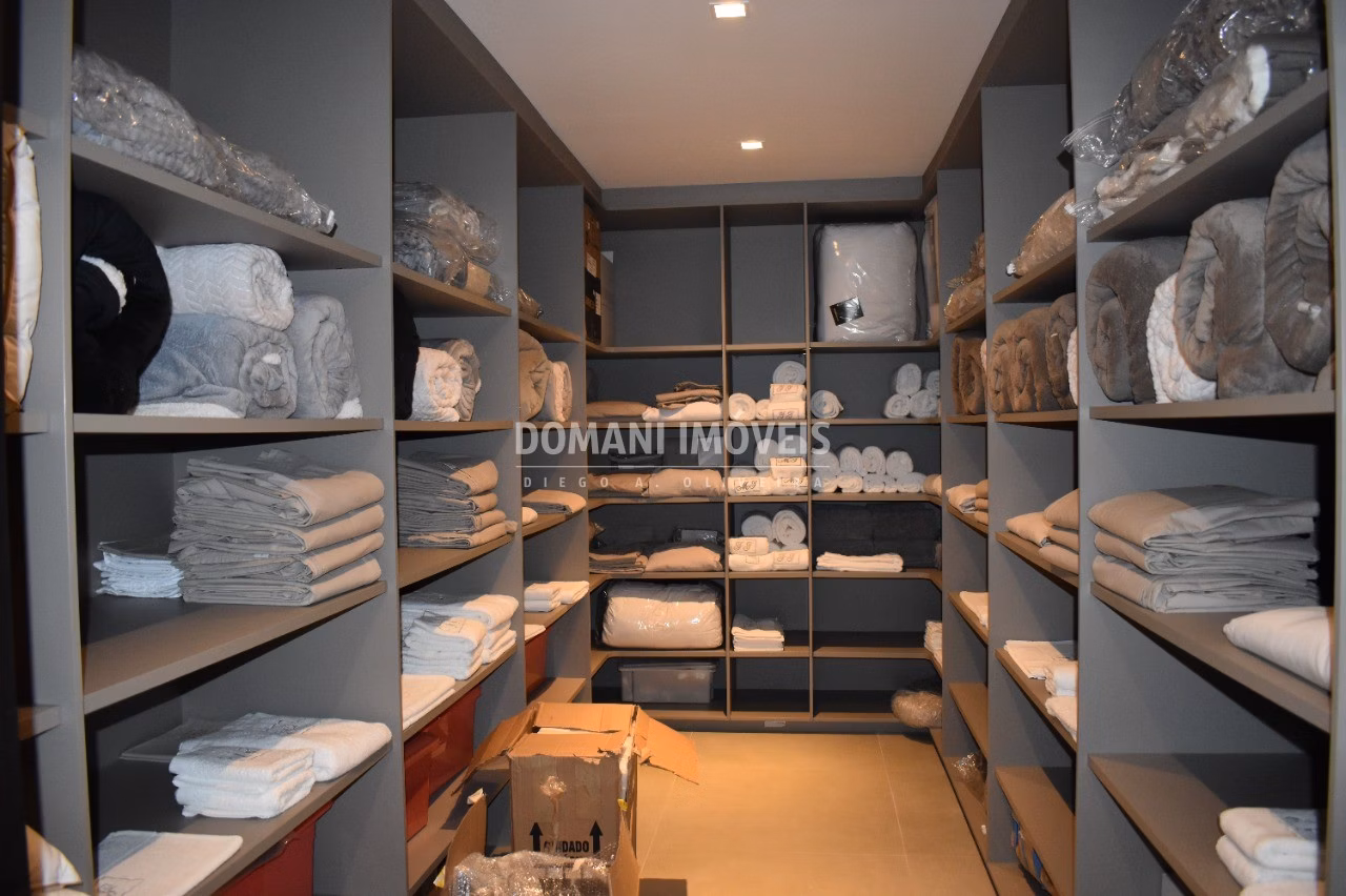 Casa de 6.610 m² em Campos do Jordão, SP