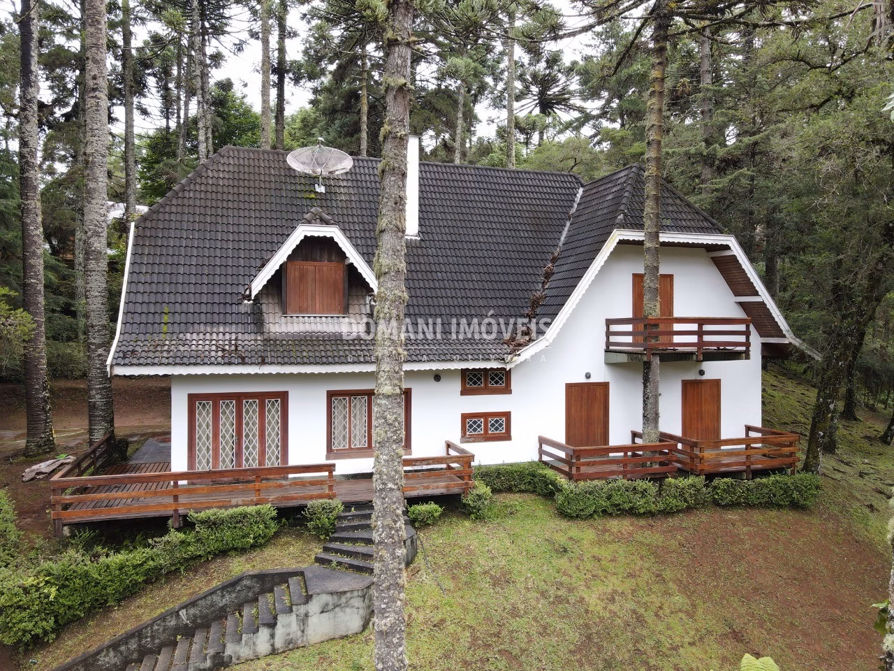 House of 2,030 m² in Campos do Jordão, SP, Brazil