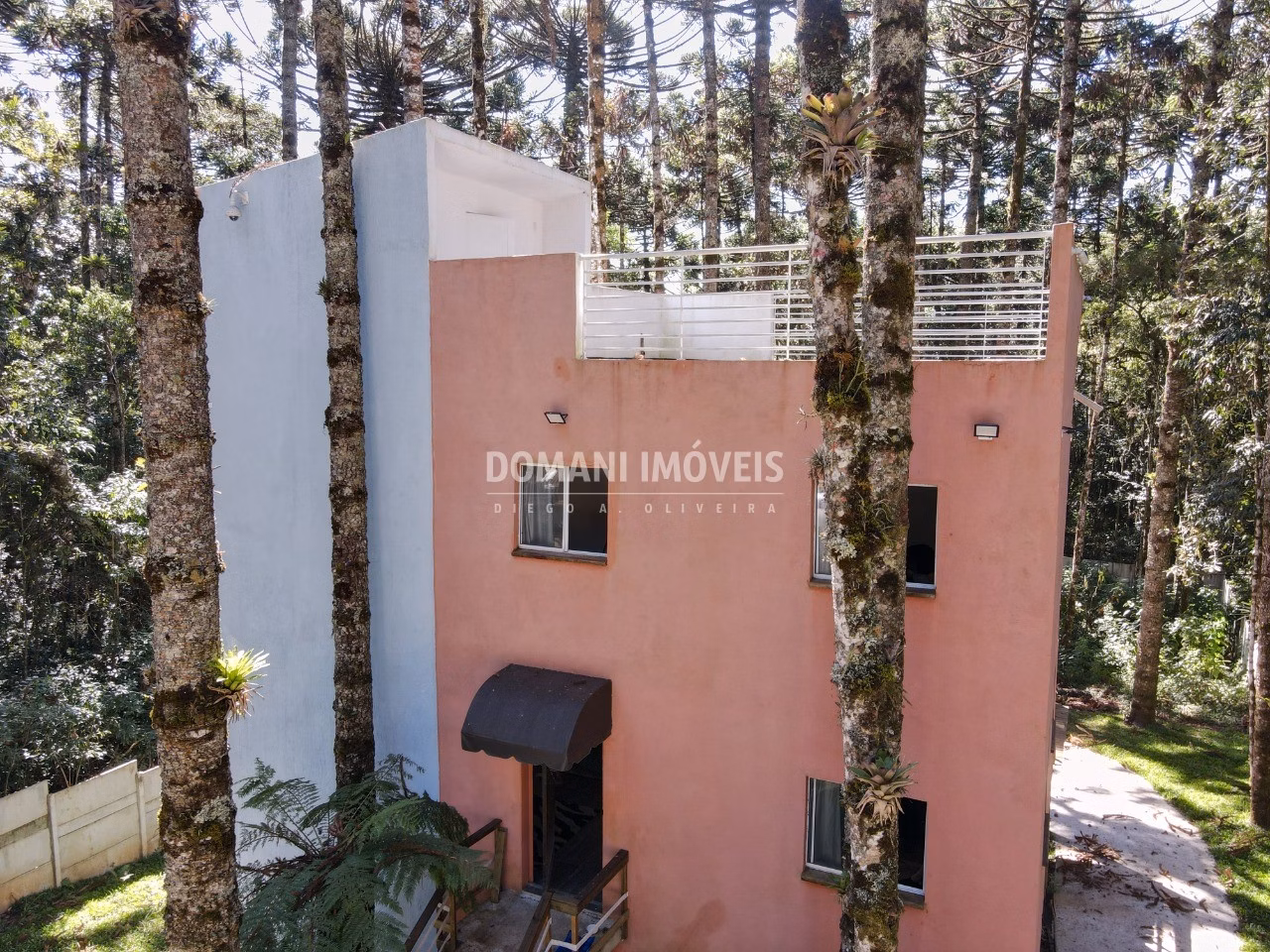 House of 1,110 m² in Campos do Jordão, SP, Brazil