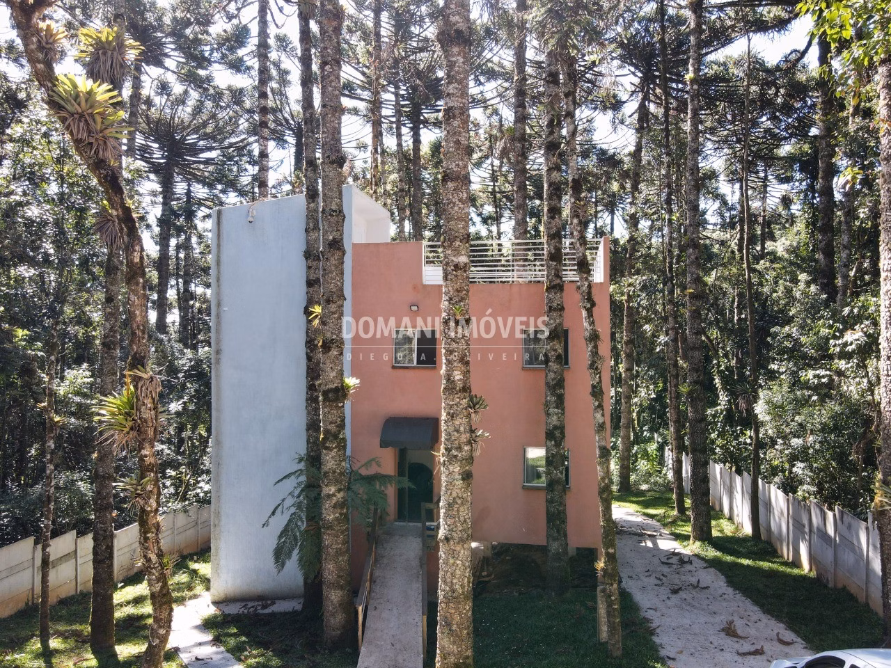 House of 1,110 m² in Campos do Jordão, SP, Brazil