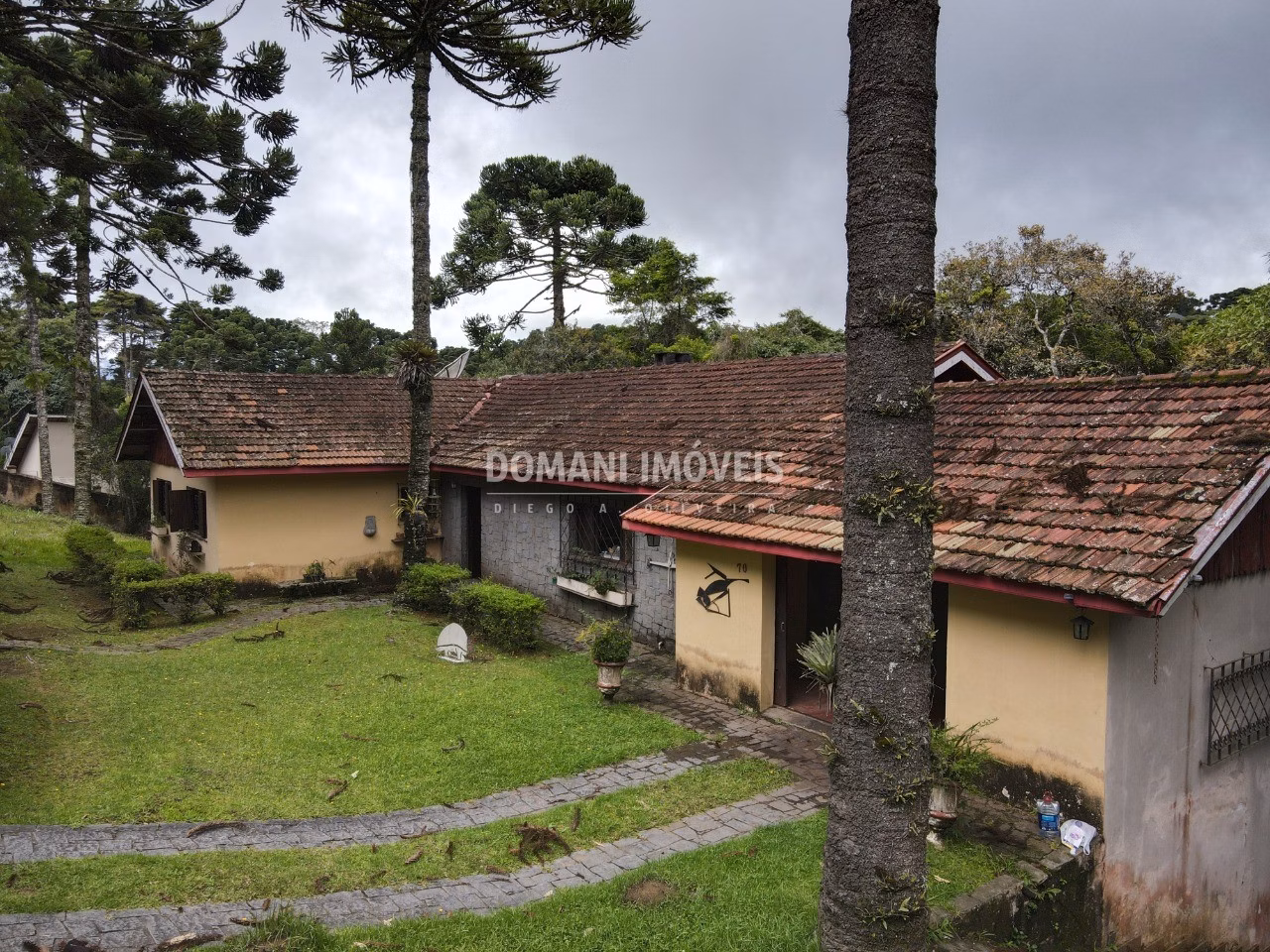 Casa de 1.010 m² em Campos do Jordão, SP