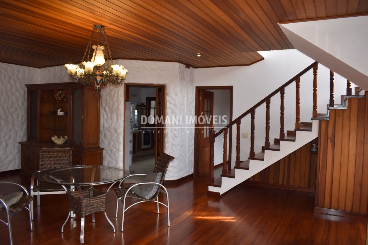 House of 698 m² in Campos do Jordão, SP, Brazil