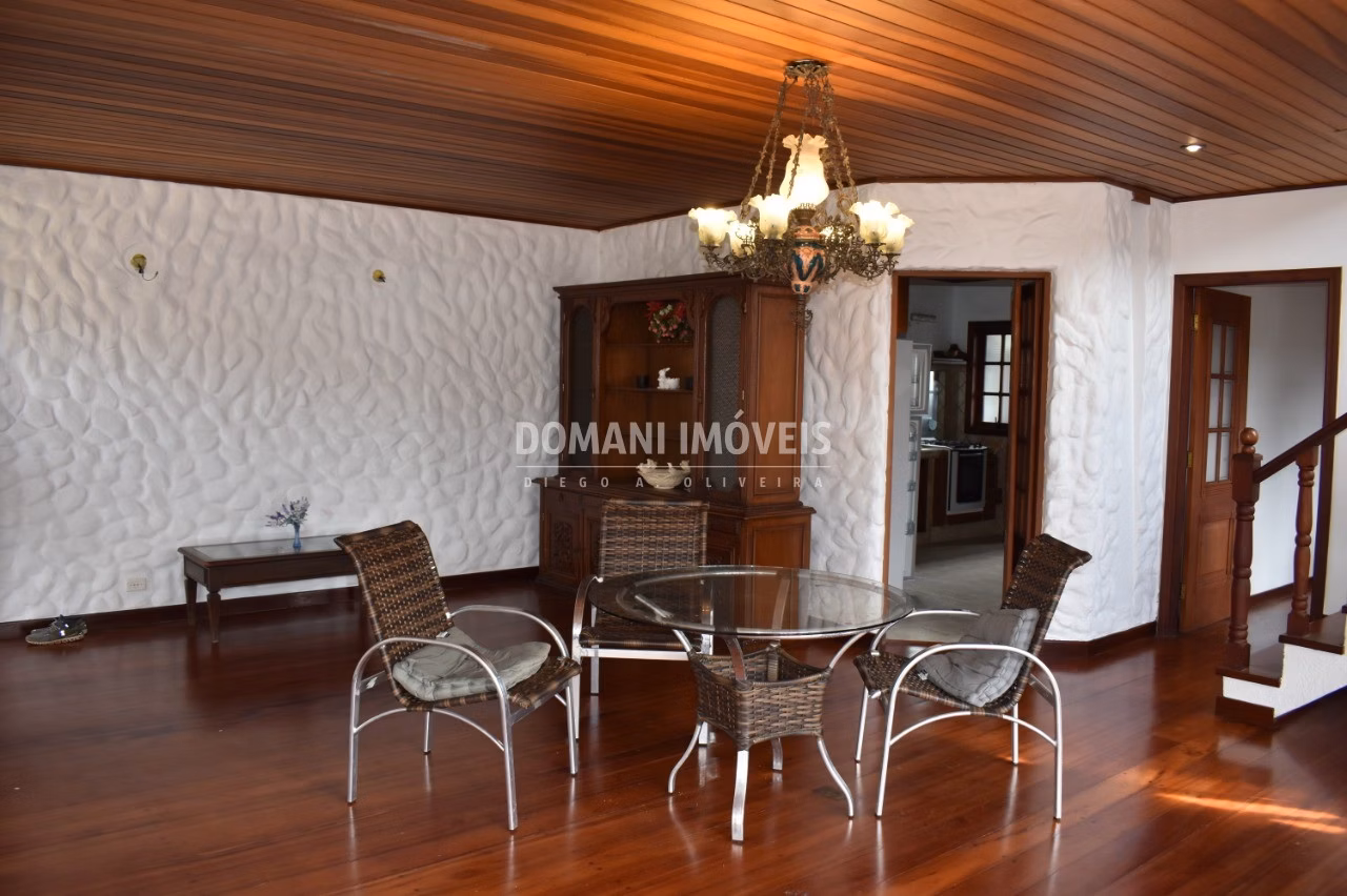 House of 698 m² in Campos do Jordão, SP, Brazil