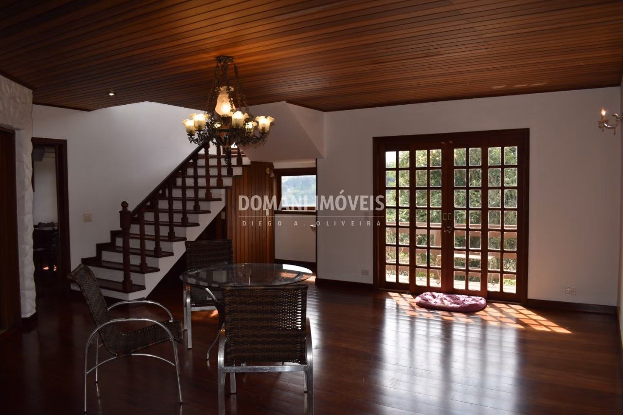 House of 698 m² in Campos do Jordão, SP, Brazil