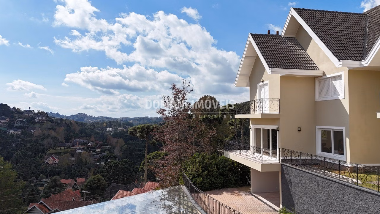House of 1,030 m² in Campos do Jordão, SP, Brazil