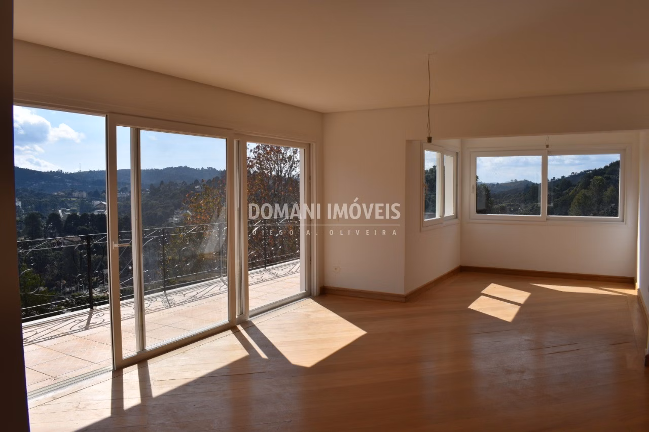 House of 1,030 m² in Campos do Jordão, SP, Brazil