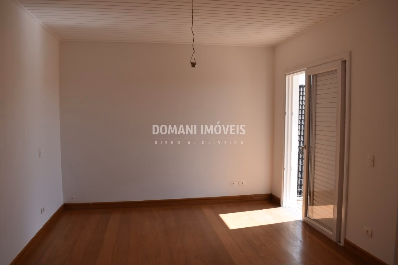 House of 1,030 m² in Campos do Jordão, SP, Brazil