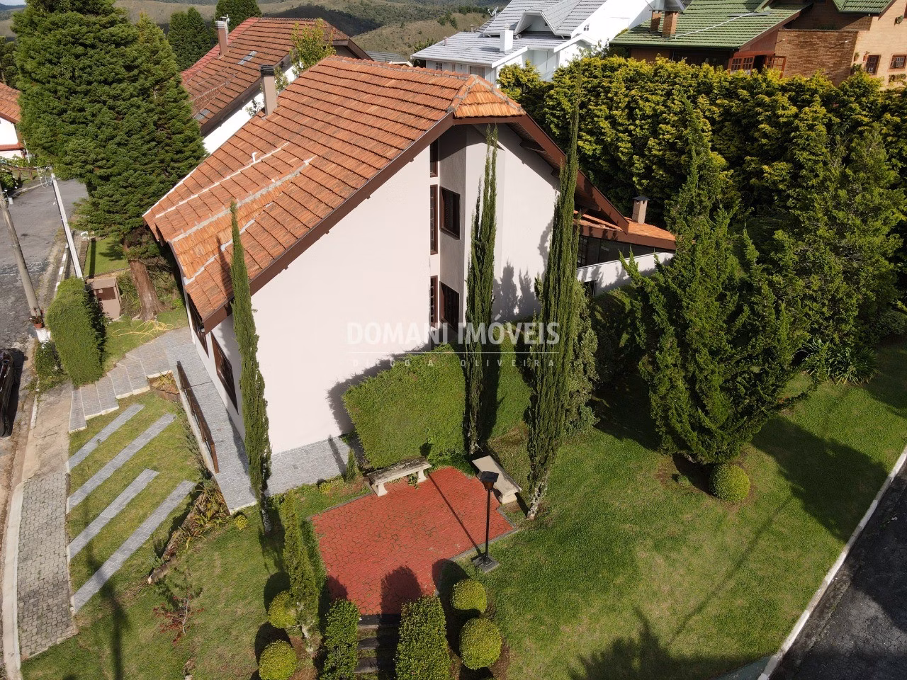 House of 350 m² in Campos do Jordão, SP, Brazil