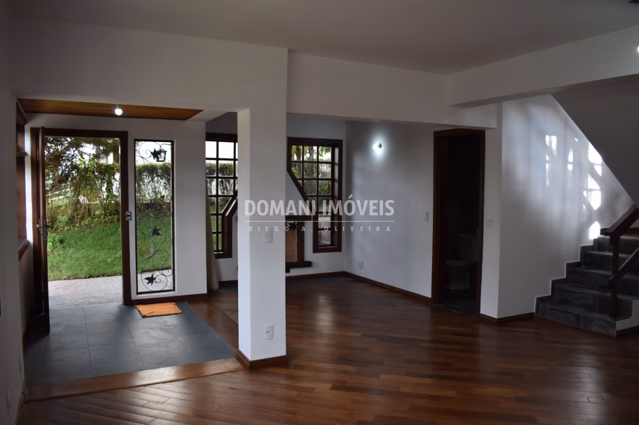 House of 350 m² in Campos do Jordão, SP, Brazil
