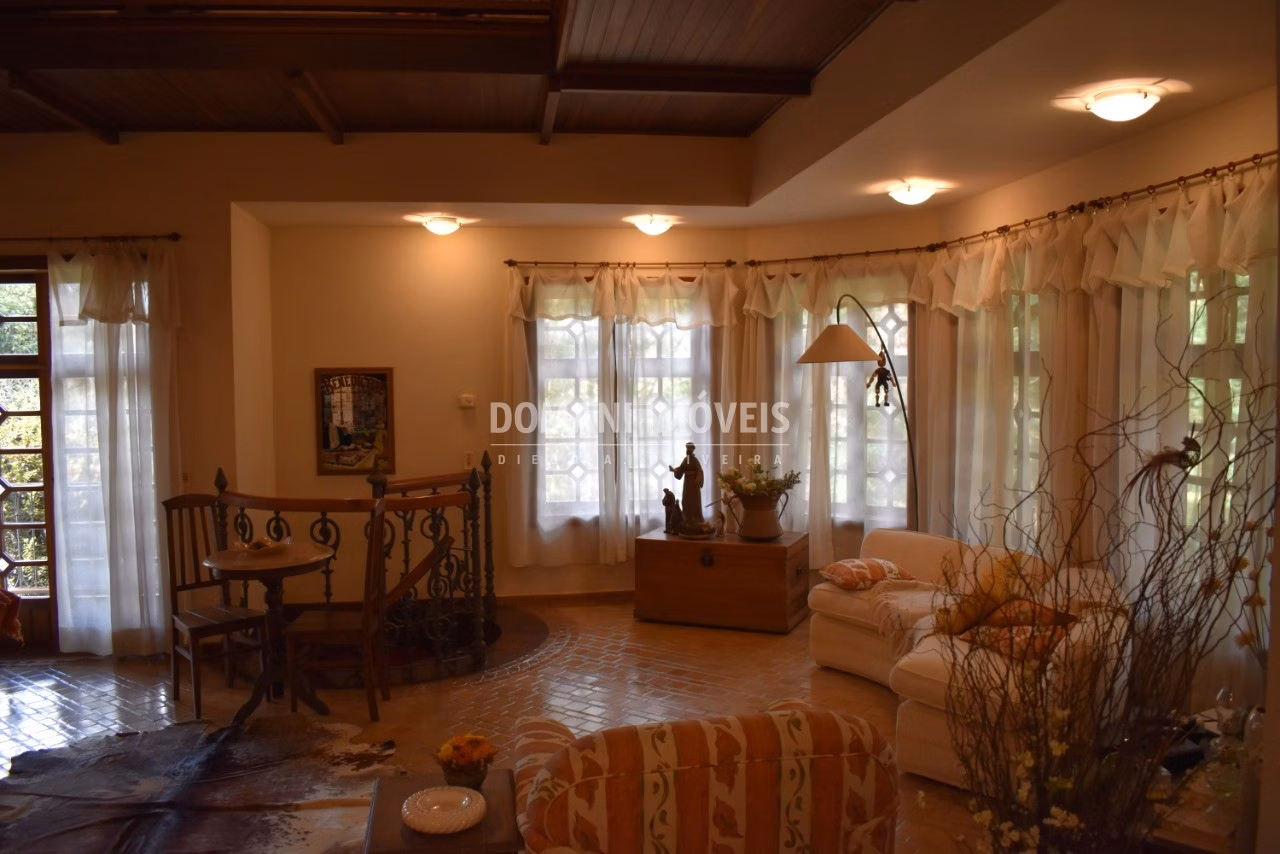 House of 2,500 m² in Campos do Jordão, SP, Brazil
