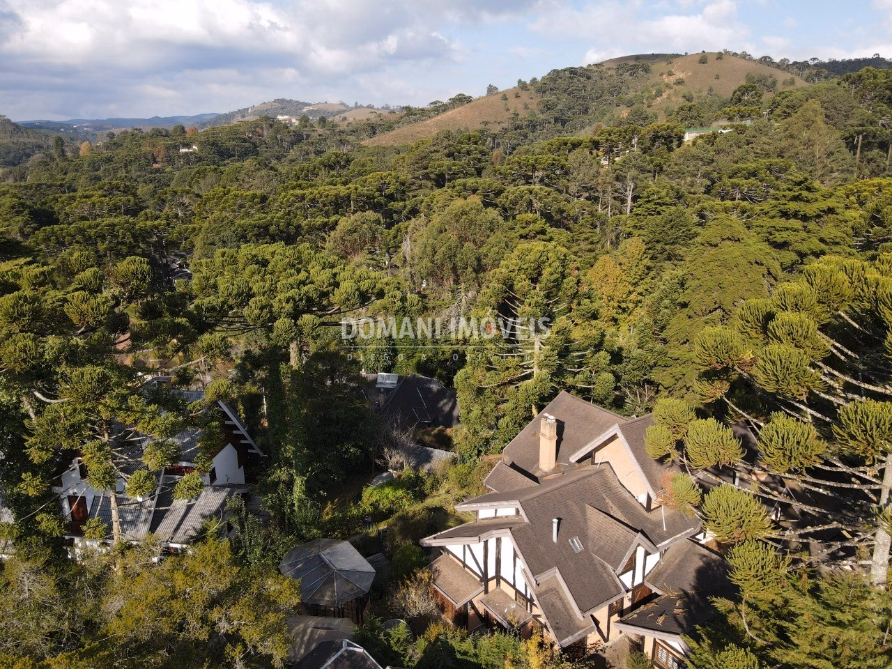 House of 2,500 m² in Campos do Jordão, SP, Brazil