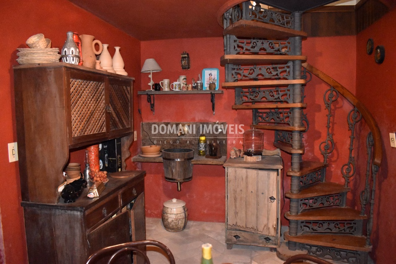 Casa de 2.500 m² em Campos do Jordão, SP